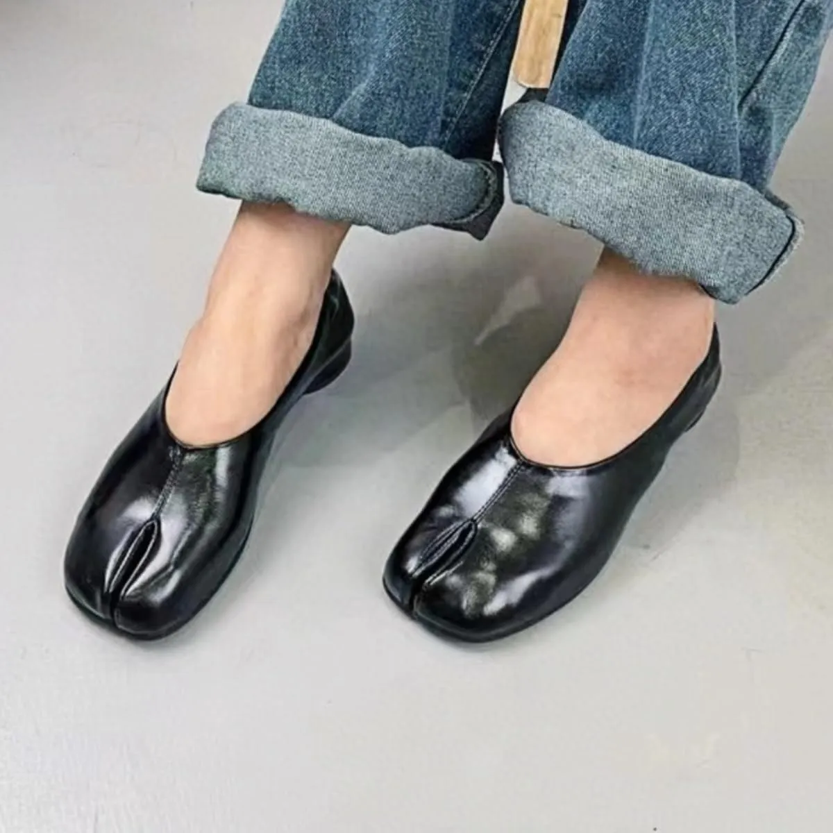 Modern Style Slip-on Tabi Ballet Flats Shoes for Women Genuine Leather Mary Jane Flat Closed Split-Toe Low-Cut Comfort Office Work