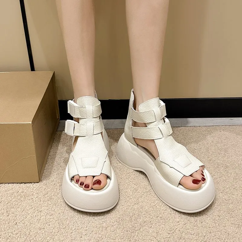Soft-sole leather sandals