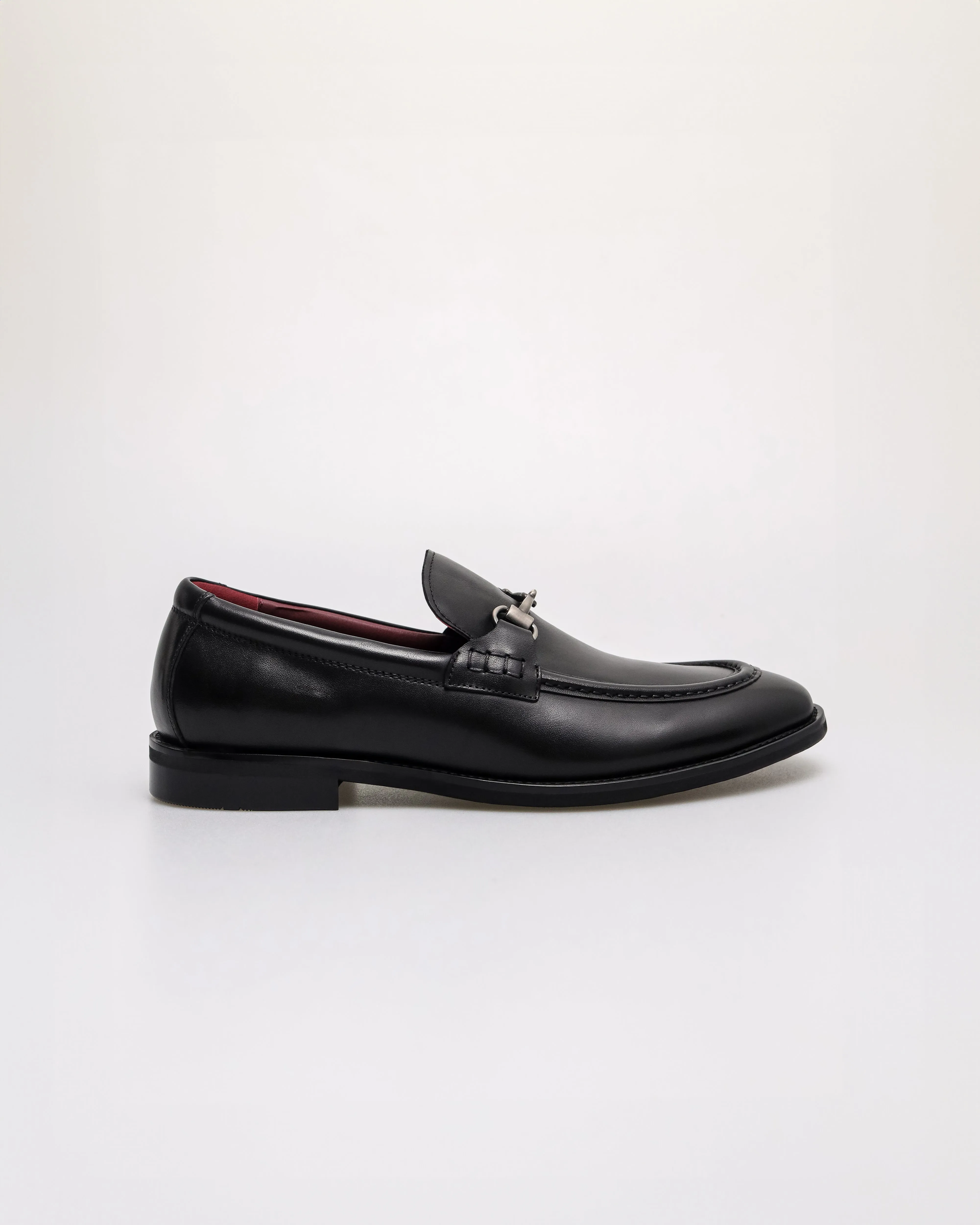 Tomaz HF125 Men's Classic Leather Horsebit Loafer
